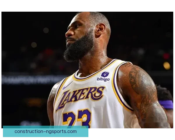 NBA焦点战詹姆斯复出湖人逆转勇士引爆全场热议冲击西部排名格局