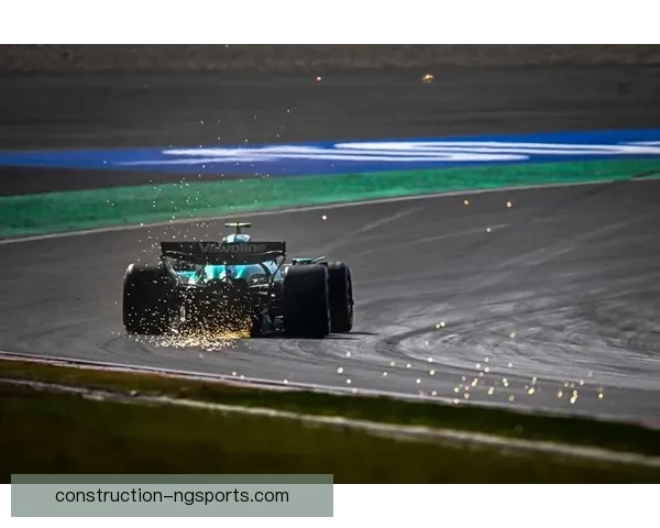 F1新赛季揭幕战精彩纷呈 劳斯·汉密尔顿再度挑战世界冠军宝座