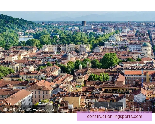 围绕都灵俱乐部历史传承与当代发展全景解析与未来前景展望