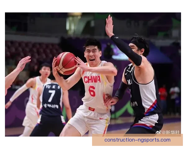 中国男篮力克韩国晋级亚锦赛四强 全队表现亮眼展现强大实力